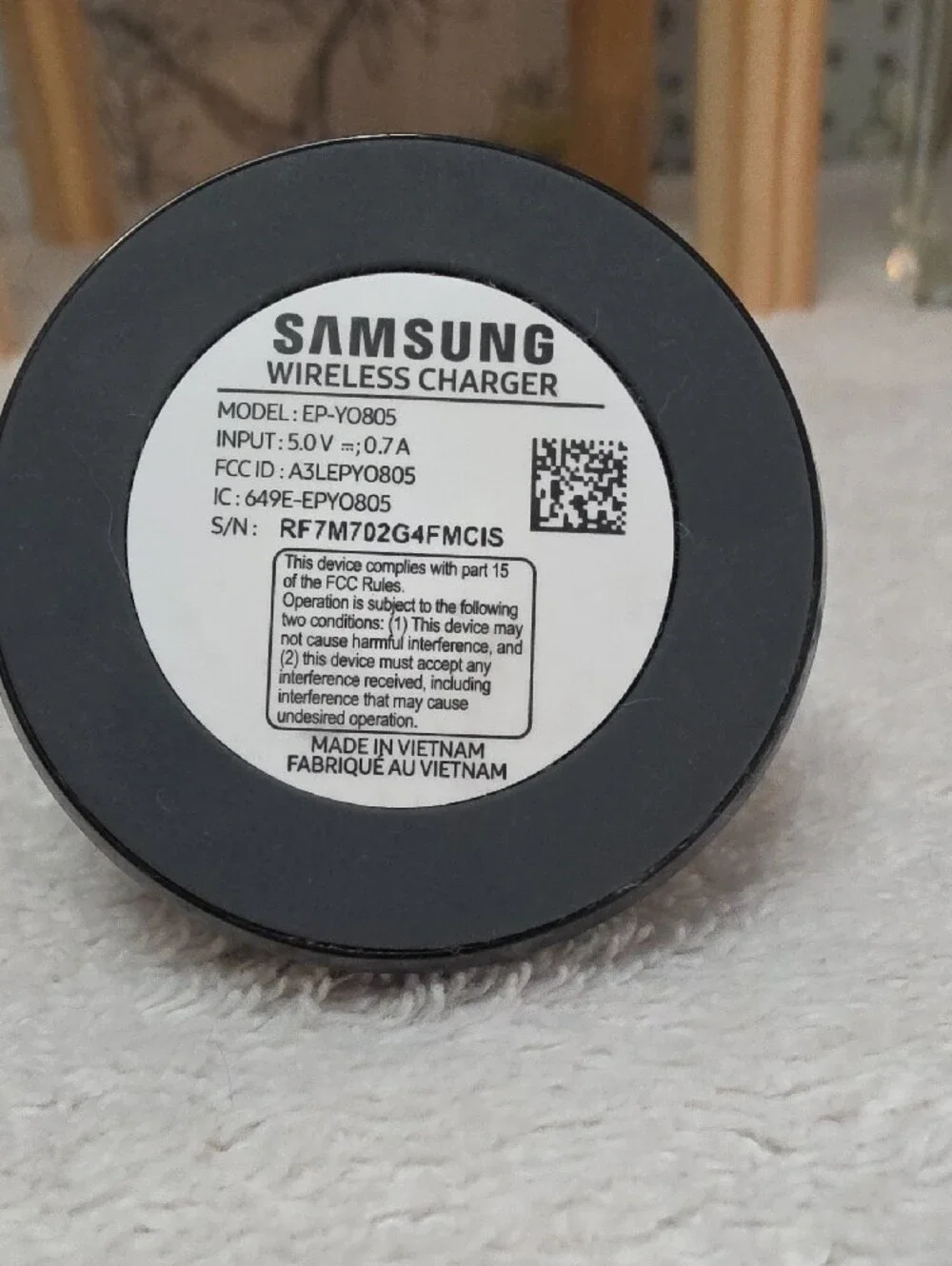 Samsung Watch Round Wireless Charger With A Miro USB CHARGING PORT WITH CABLE